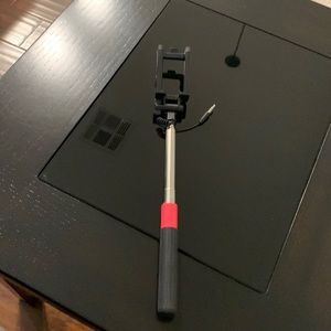 Selfie stick black and pink
